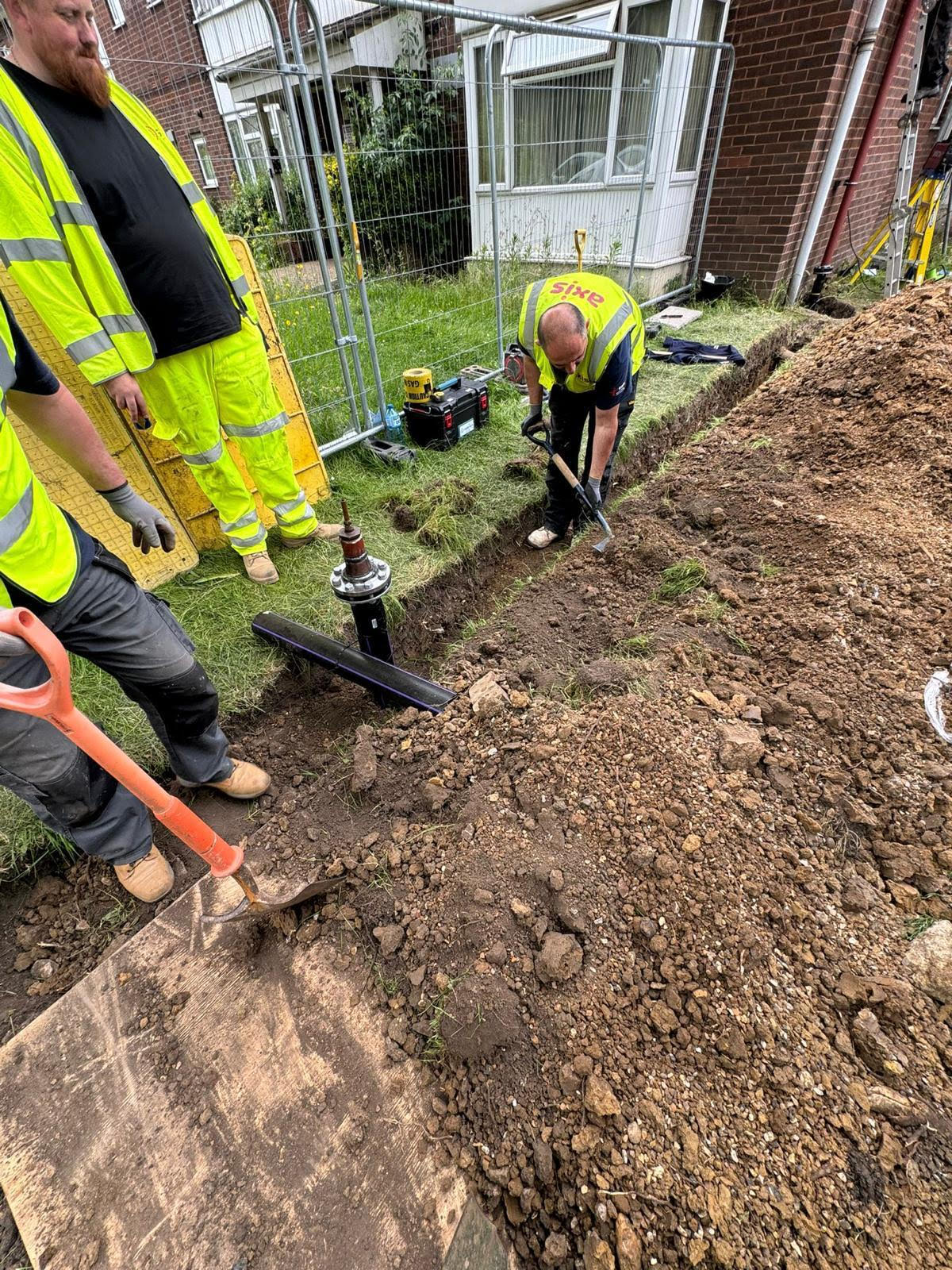 Gilpin House, Sutton, New 100mm Welded Steel MDPE Gas Service Installed