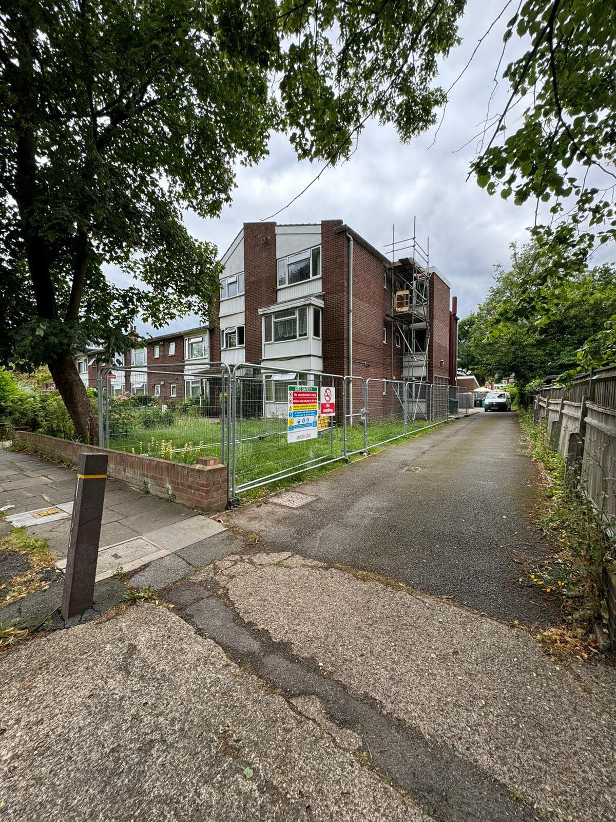 Gilpin House, Sutton, New 100mm Welded Steel MDPE Gas Service Installed