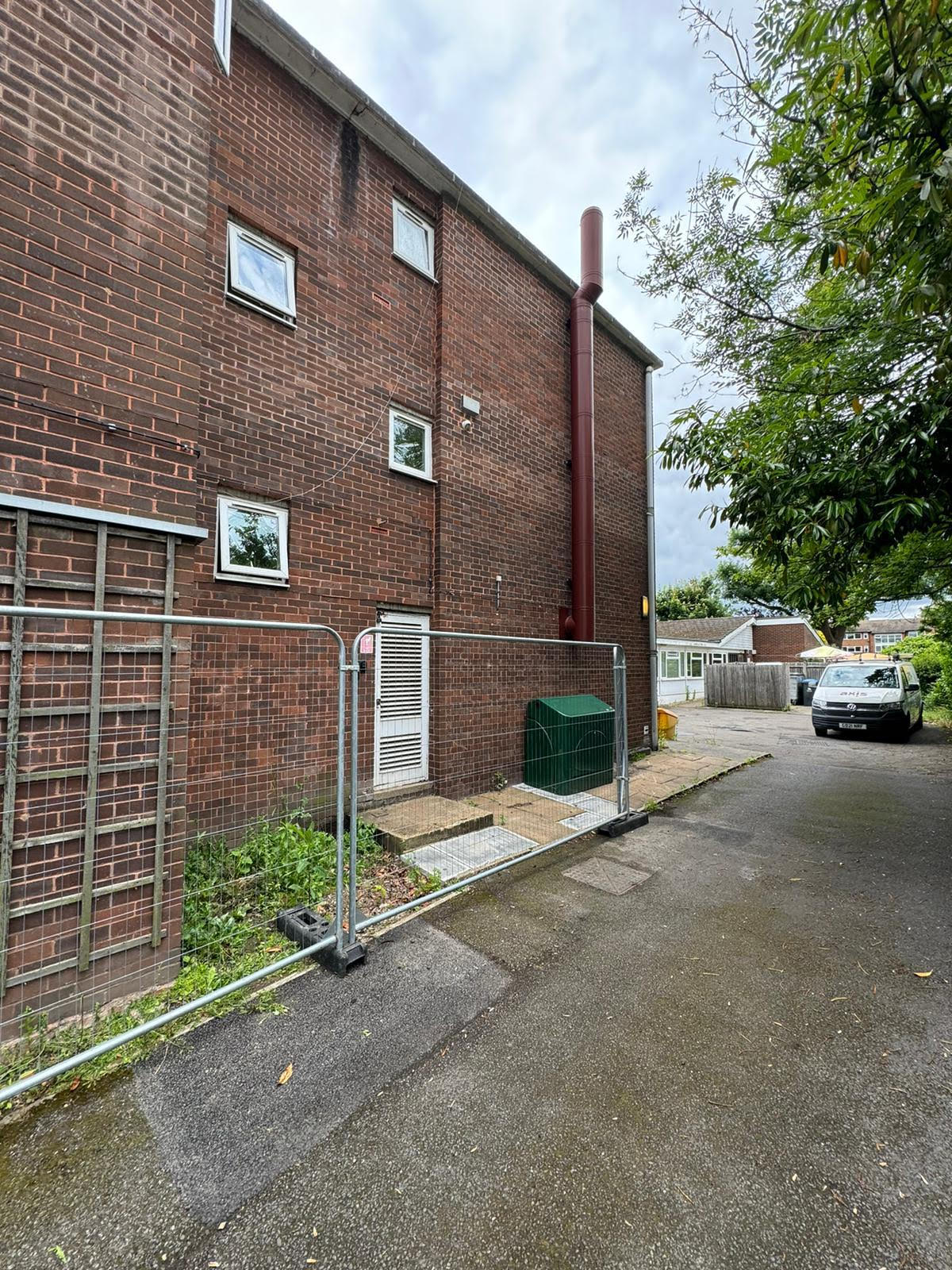 Gilpin House, Sutton, New 100mm Welded Steel MDPE Gas Service Installed