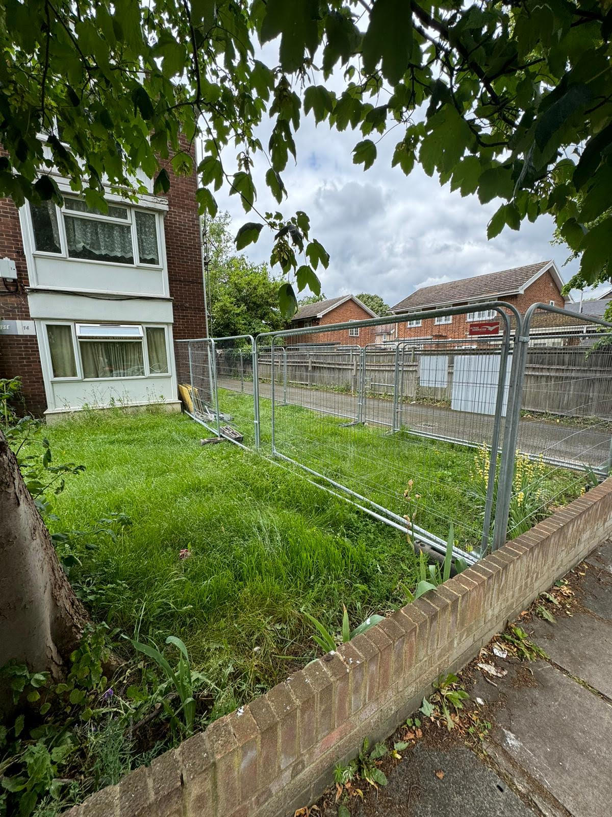 Gilpin House, Sutton, New 100mm Welded Steel MDPE Gas Service Installed