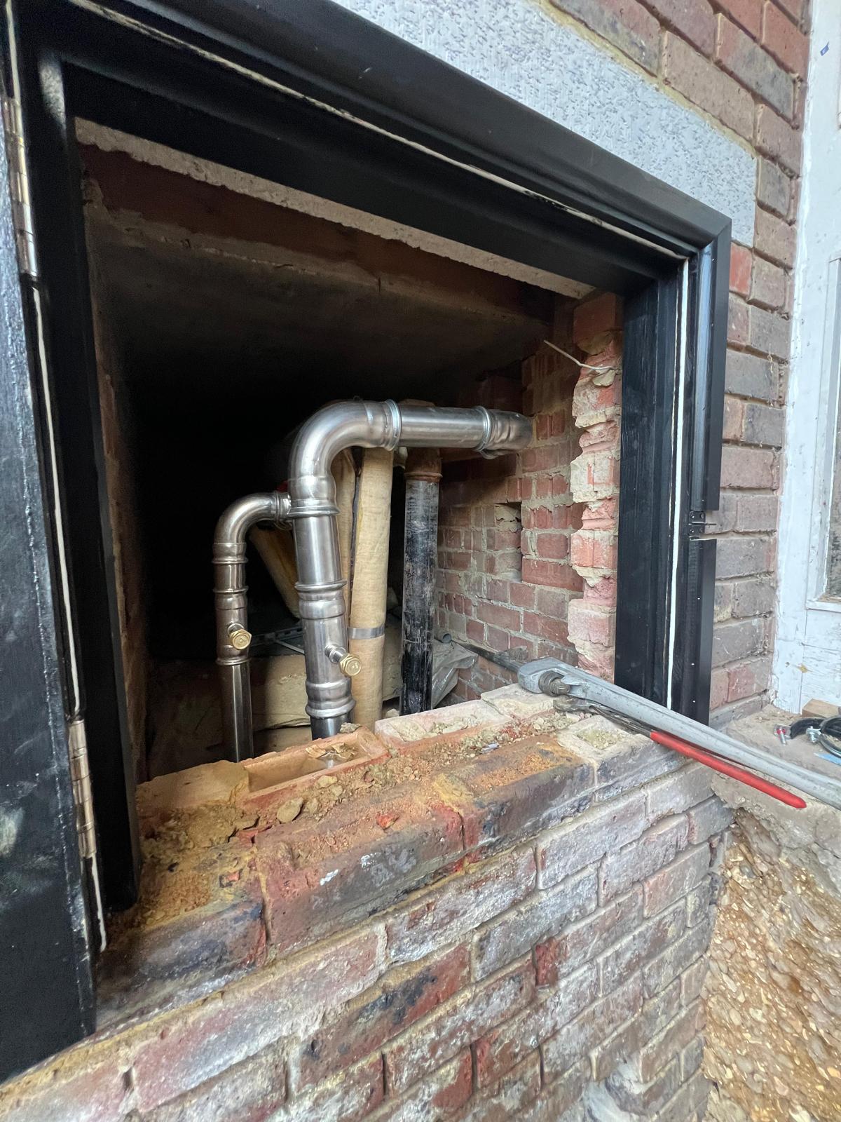 Havering Council, Leaking underground heating and hot water service pipework renewed in an emergency